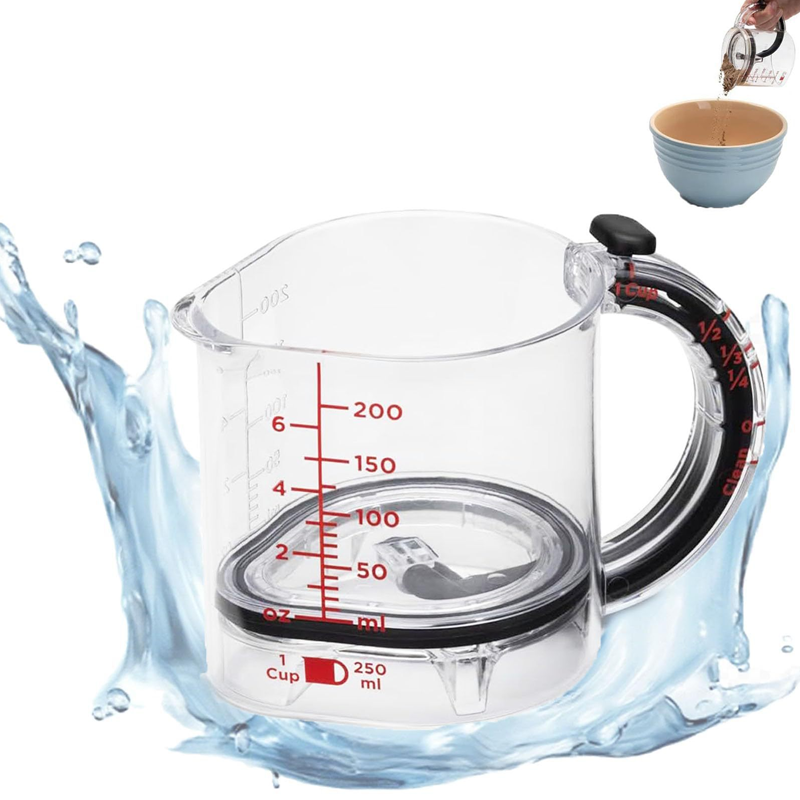 TECH ESSENTIALS — Adjustable Measuring Cup