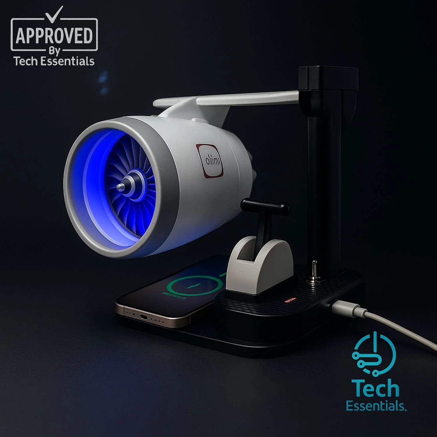 TECH ESSENTIALS — Turbo Engine Desktop Humidifier & Charger