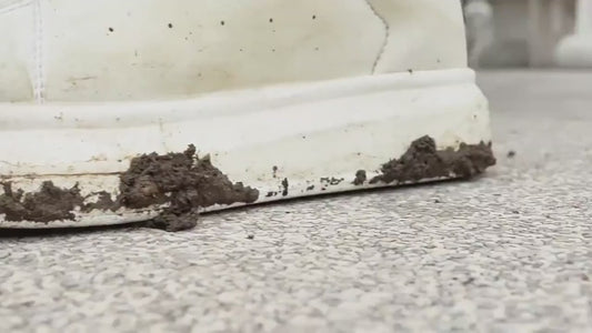 TECH ESSENTIALS — Cleaning Set for Trainers